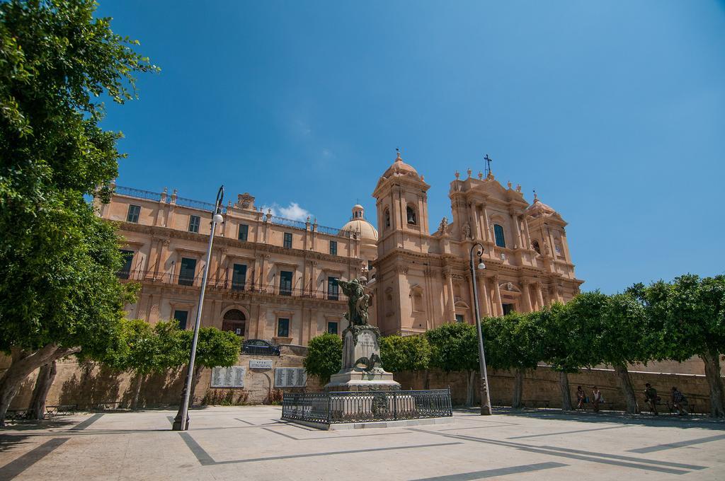 La Nicchia Apartment Noto Exterior photo